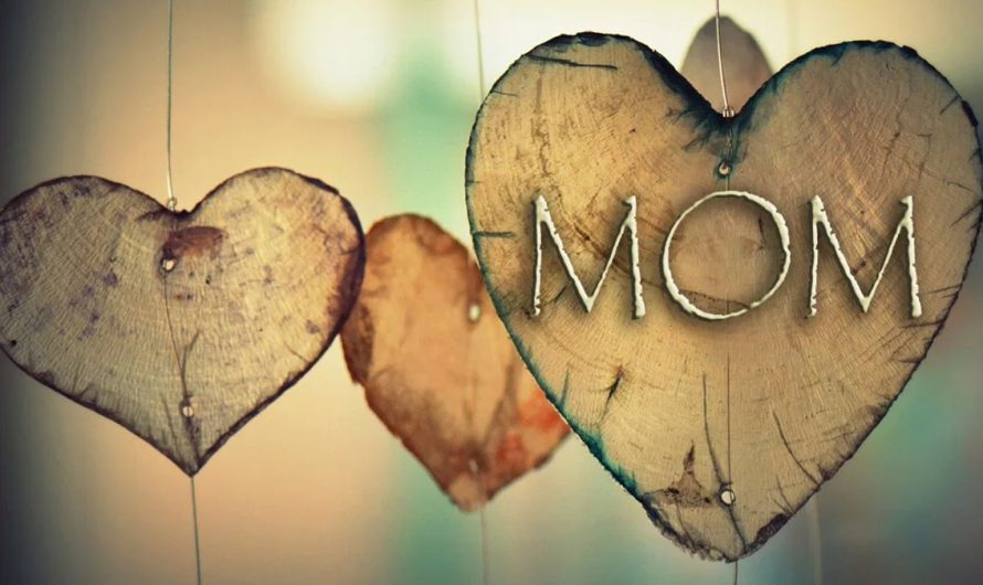 Symbolic Gift Ideas for Mom