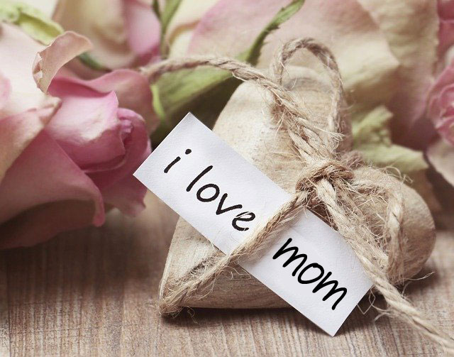 Symbolic Gift Ideas for Mom