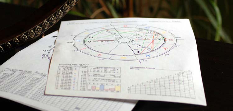 About Choosing an Astrologer