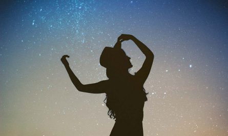 About Choosing an Astrologer